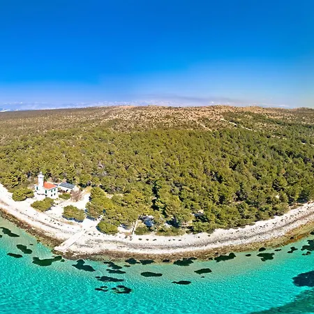 Apartman 33